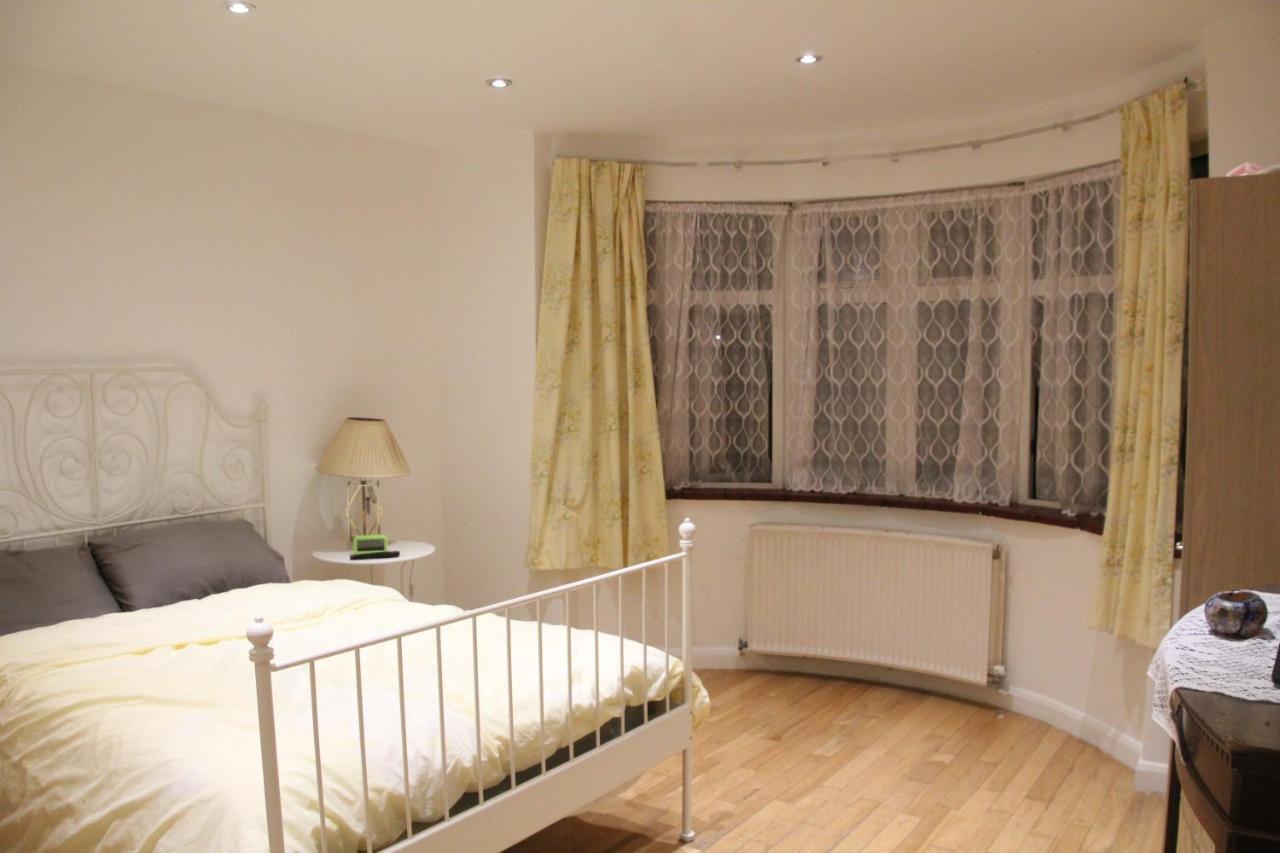 إدجوير Beautiful Double Bedroom المظهر الخارجي الصورة