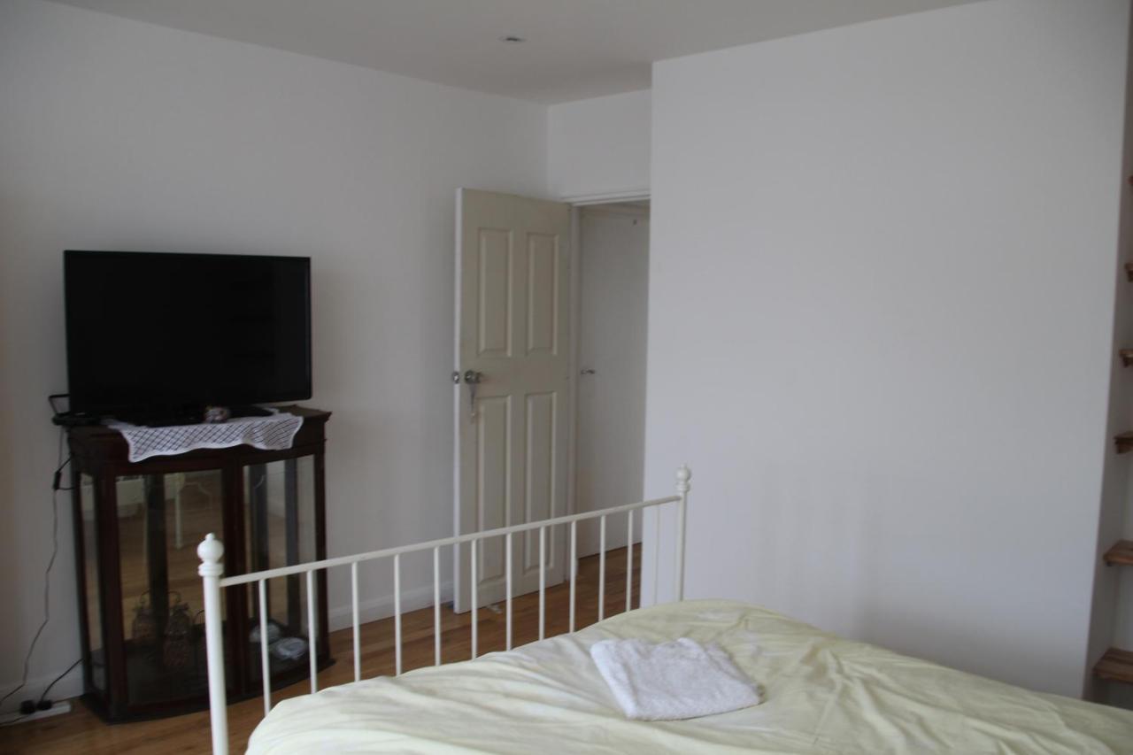 إدجوير Beautiful Double Bedroom المظهر الخارجي الصورة